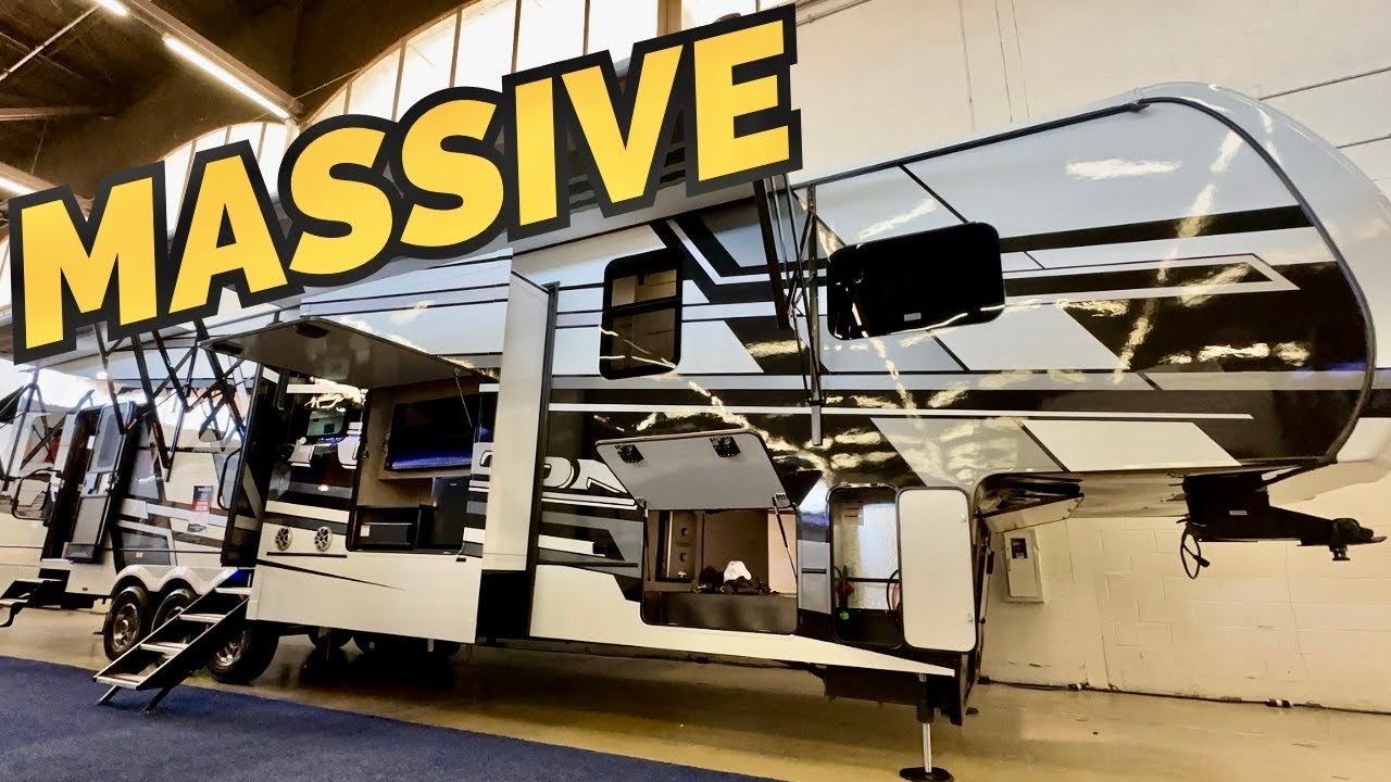 MASSIVE RV with a garage or 2nd bedroom! 2024 Keystone Fuzion 427