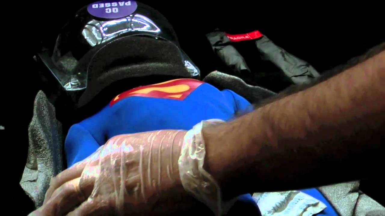 Unpacking Cinemaquette Superman