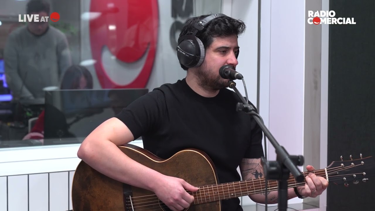 Rádio Comercial | Miradouro - Os Quatro e Meia live at Manhãs da Comercial