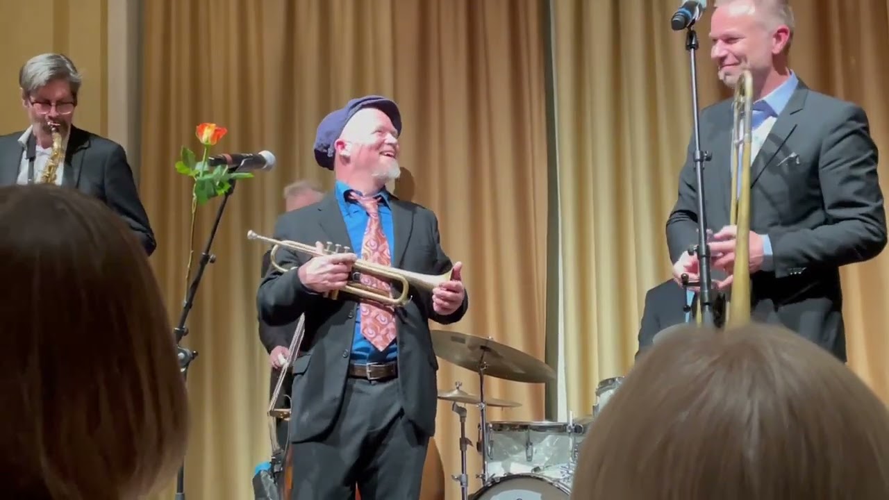 Second Line Jazzband - Sweeping the Blues Away