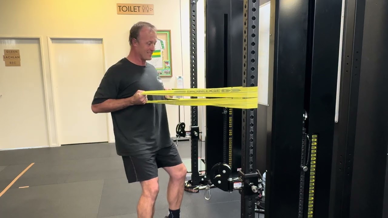 Mid trap row with band