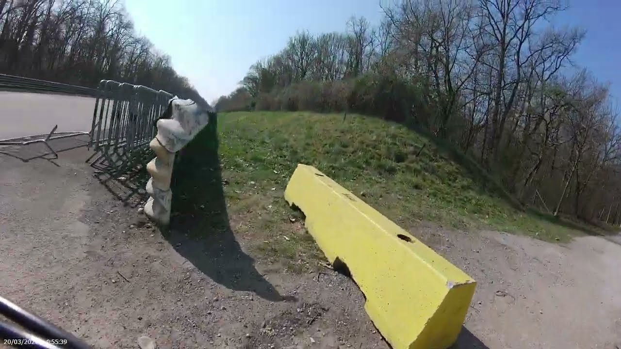 Mobius maxi 4k - test 2.7k@60 fps - Monza parabolica