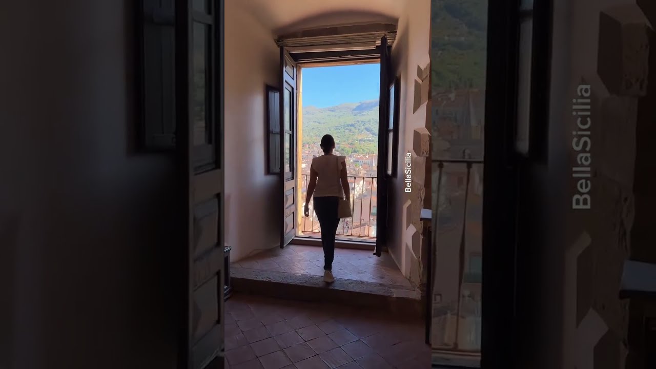 Entriamo nel castello di Castelbuono, a fine video l&rsquo;affaccio dal balcone che lascer&agrave; senza parole