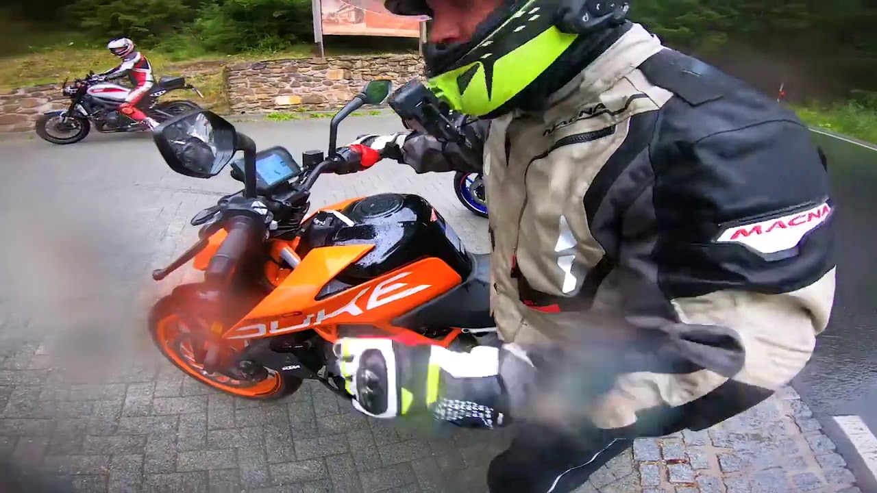 Autoškola Aura - Řidičák na motorku - Nejlepší momenty