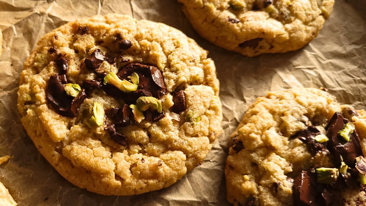 Pistachio Chocolate Chunk Cookies recipe