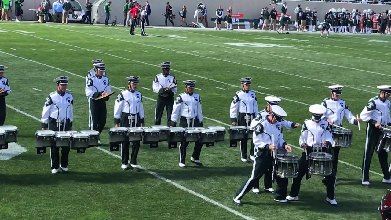 Michigan State Drumline Third Quarter Cheer