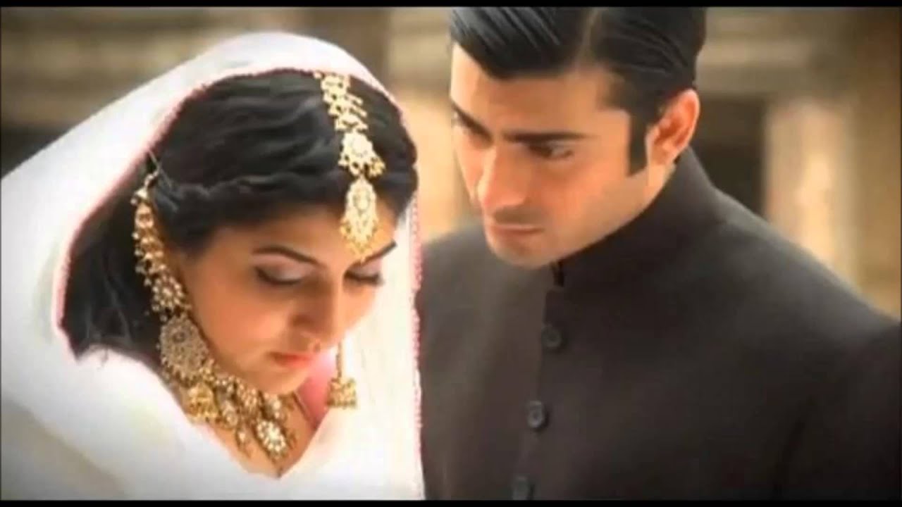 Suna hai log usay aankh bhar ke dekhte hain - Zindagi