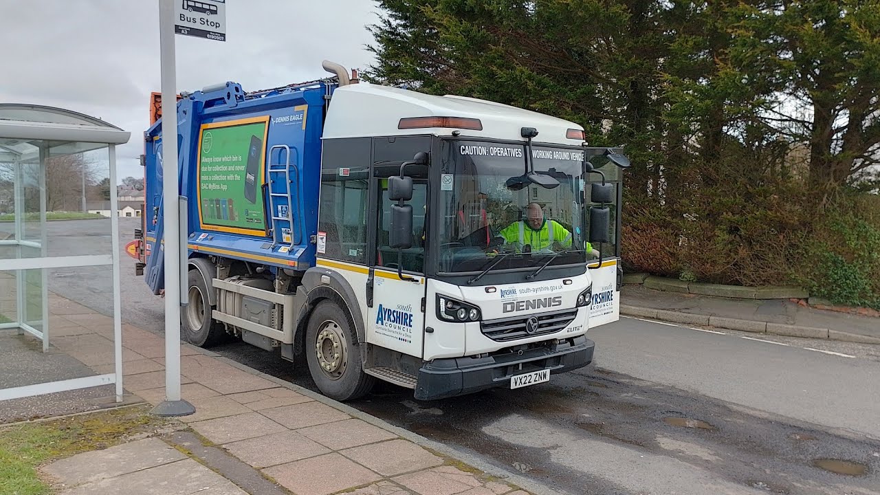On the bins again/ Dennis bin truck and Iveco chip van on smelly dog and litter bins.
