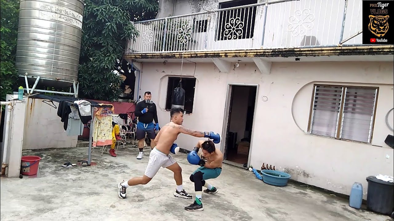 sparring session | rapper VS. Street fighter @PHILTIGERVLOGS  .Vs sonny Yo @MositivoRecordsOfficial