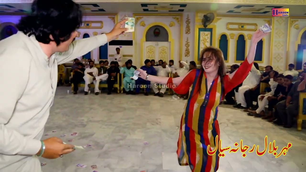 Gareebi | Madam Zoya| Saraiki Punjabi Song | New Song 2025