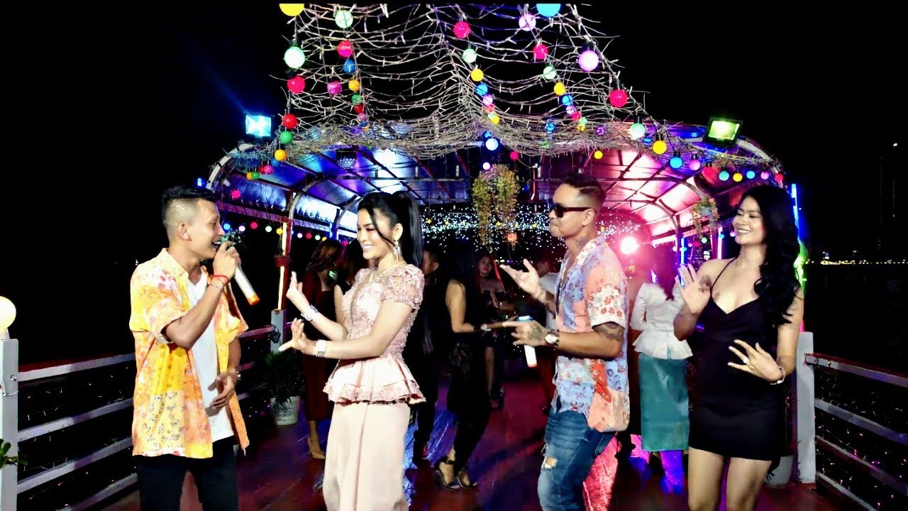 SATIYA X AGO - សង្សារខ្មែរ vs សង្សារបរទេស - Songsa Khmer vs Songsa Borotas [Official MV]