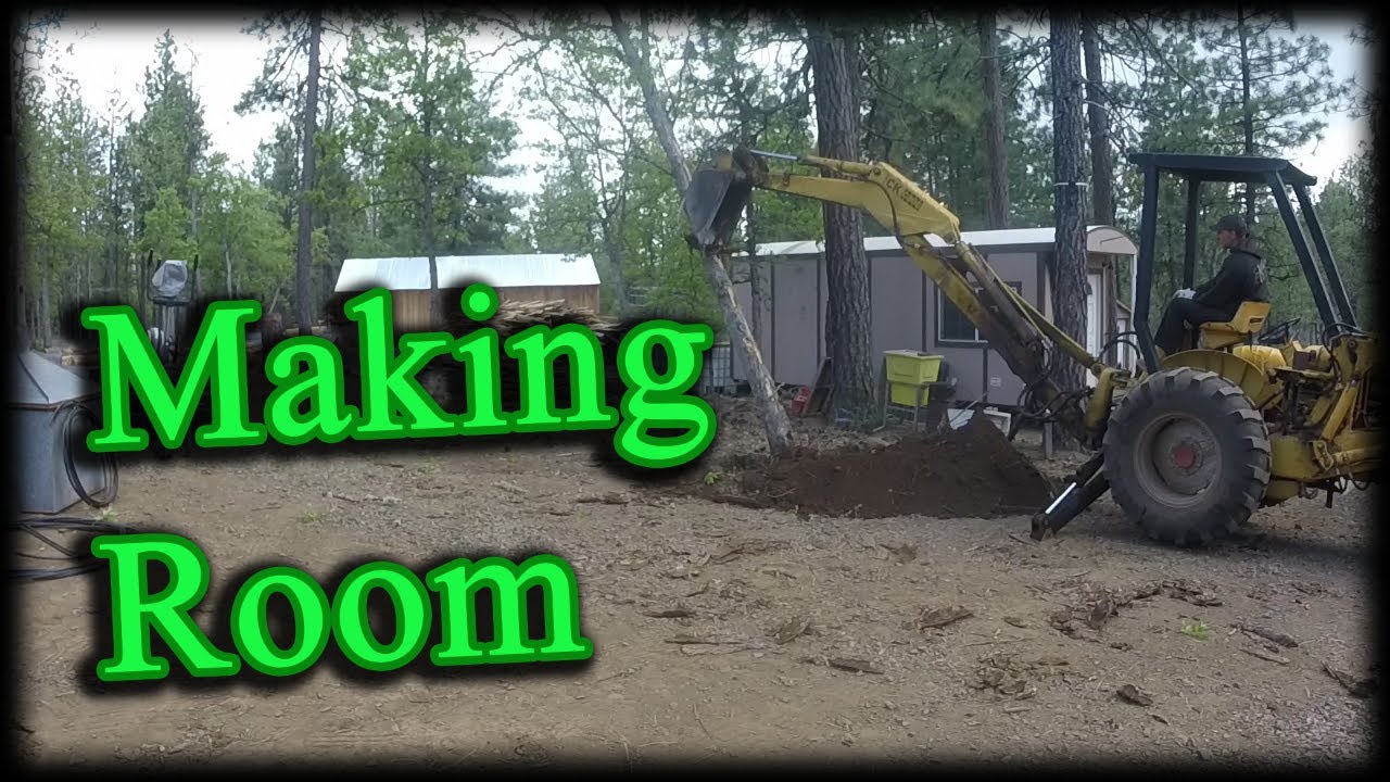 Backhoe Days, cleaning up and landscaping with the 1968 Case 580CK