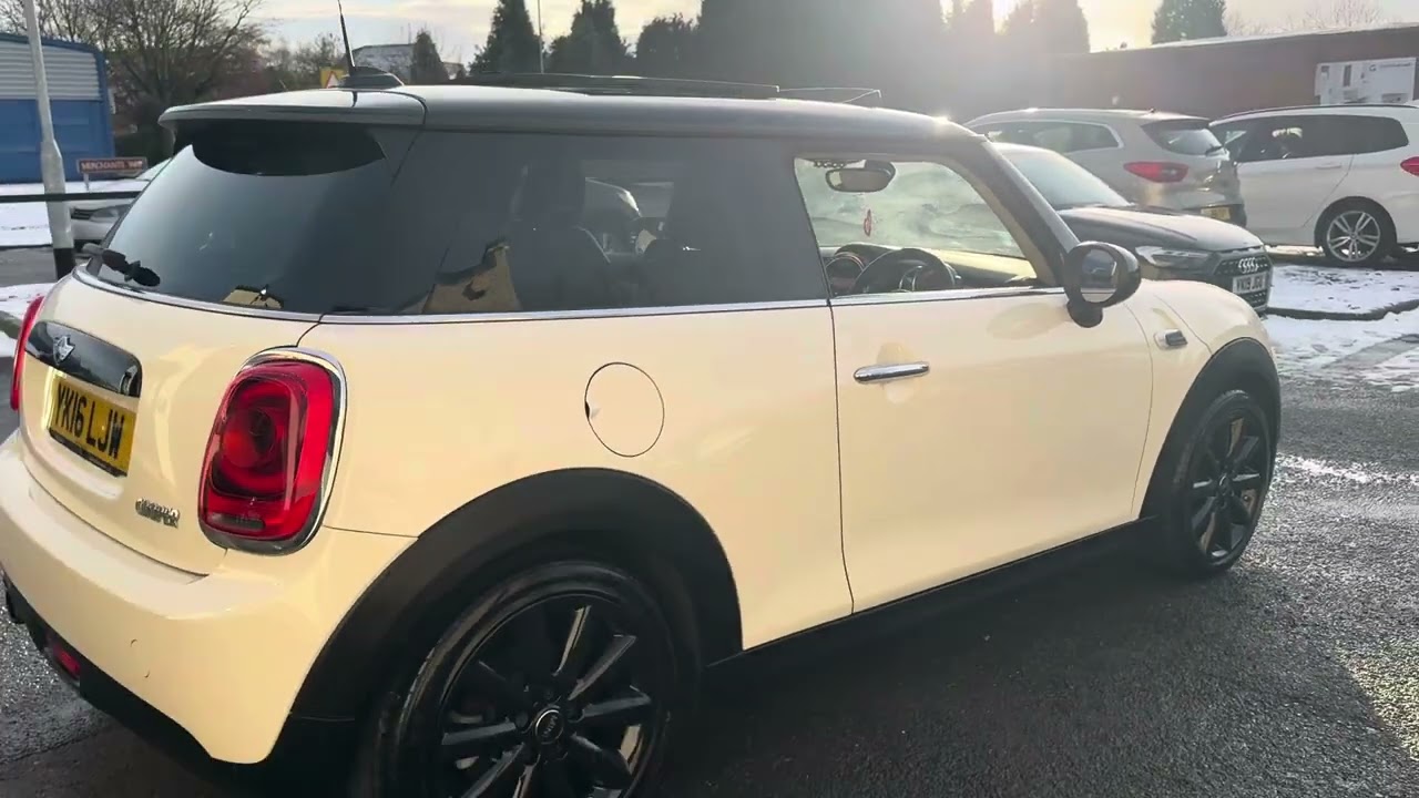 YK16 - Mini Cooper