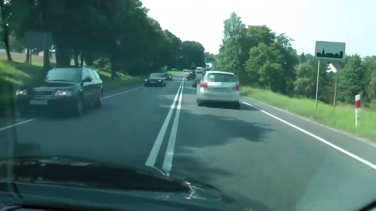 W DRODZE DO WYPADKU - czyli jak reagujemy na pojazd uprzywilejowany