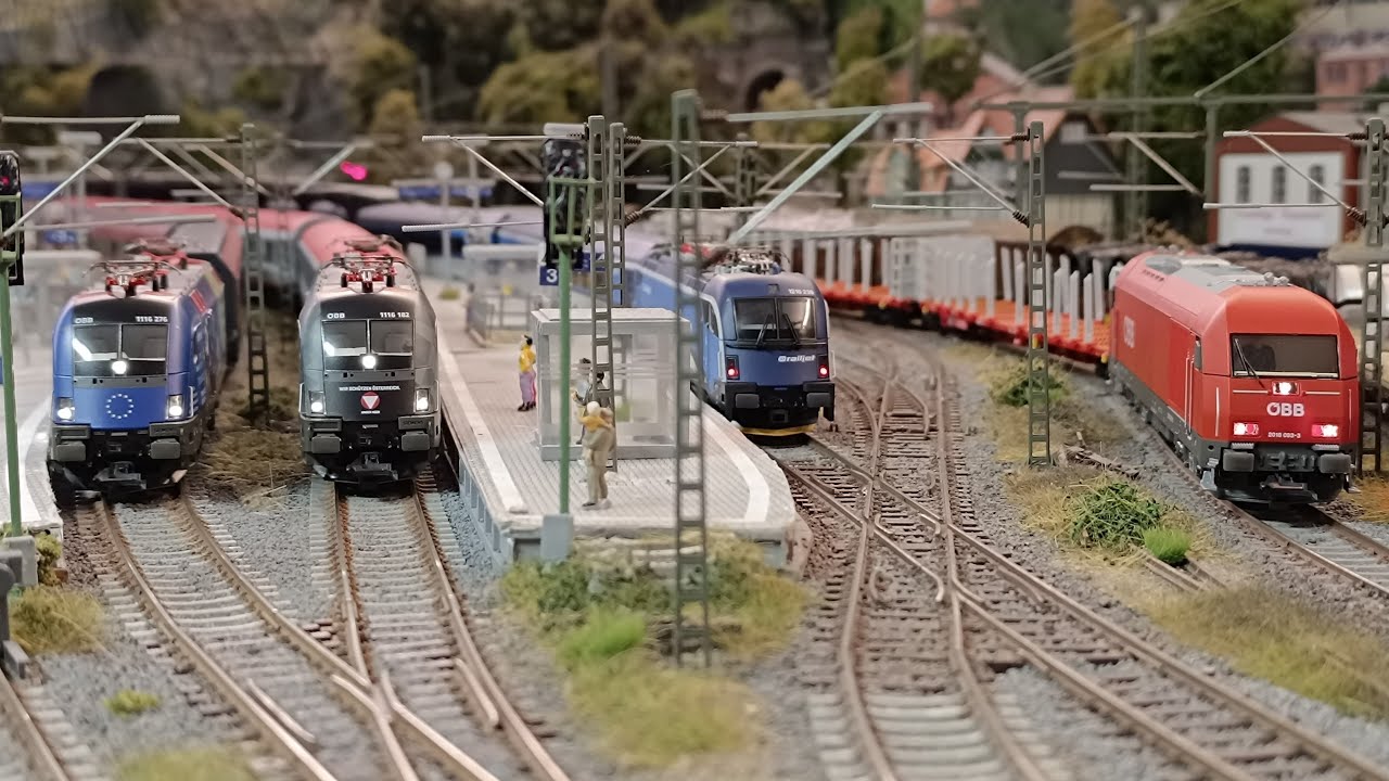 Fahrbetrieb auf der H0 Modellbahn / 