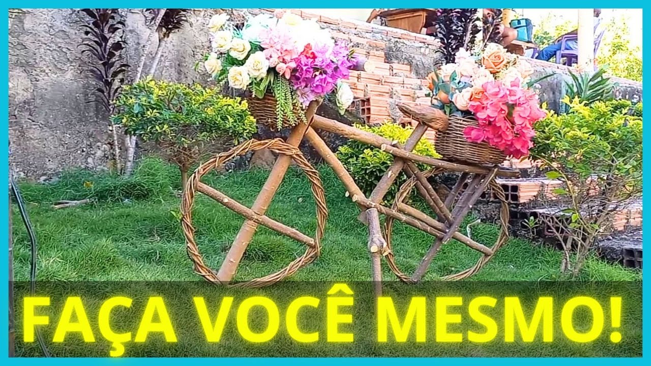 bicicleta de madeira rústica de jardim, Rusticwoodengarden bike.#roça#nordeste#façaevenda#viral.