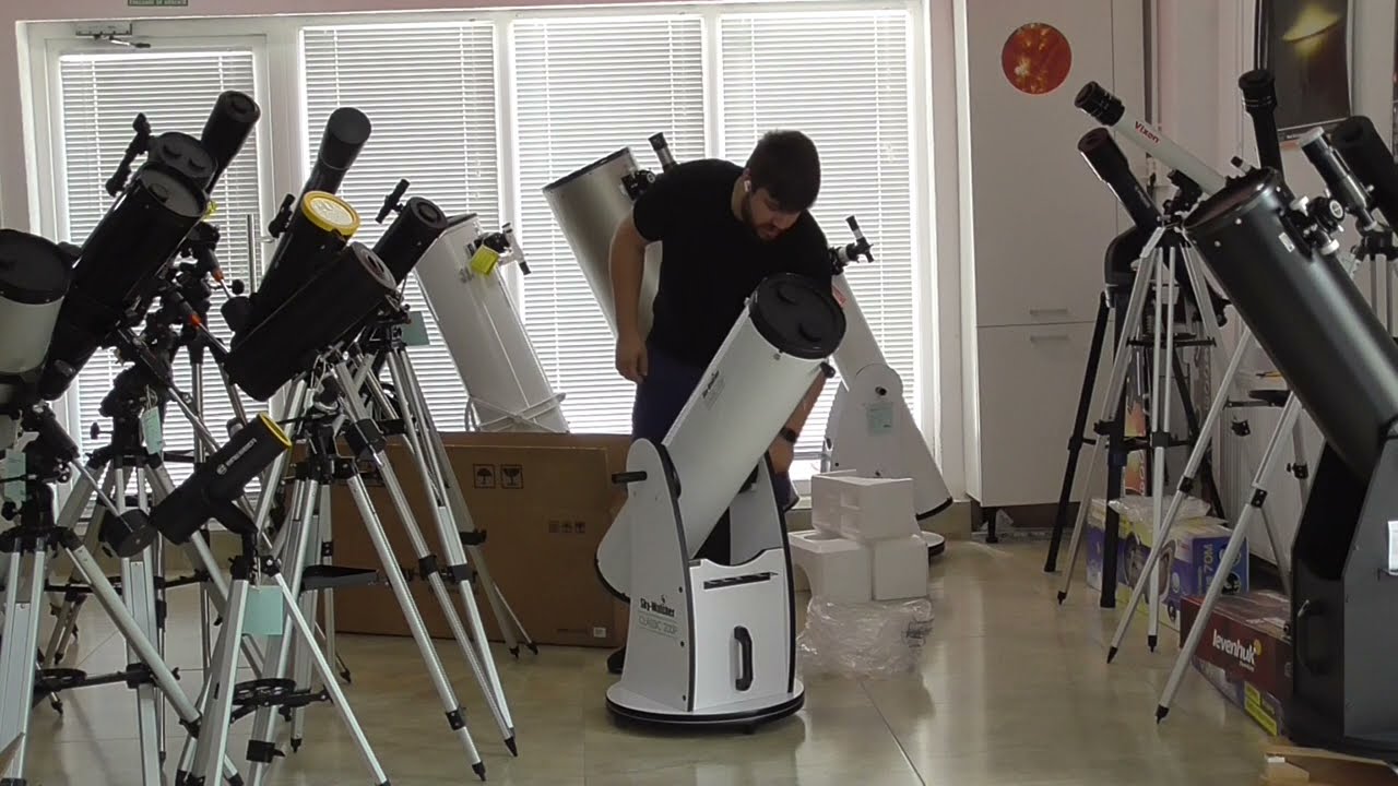 Unboxing Skywatcher Dobson 200/1200