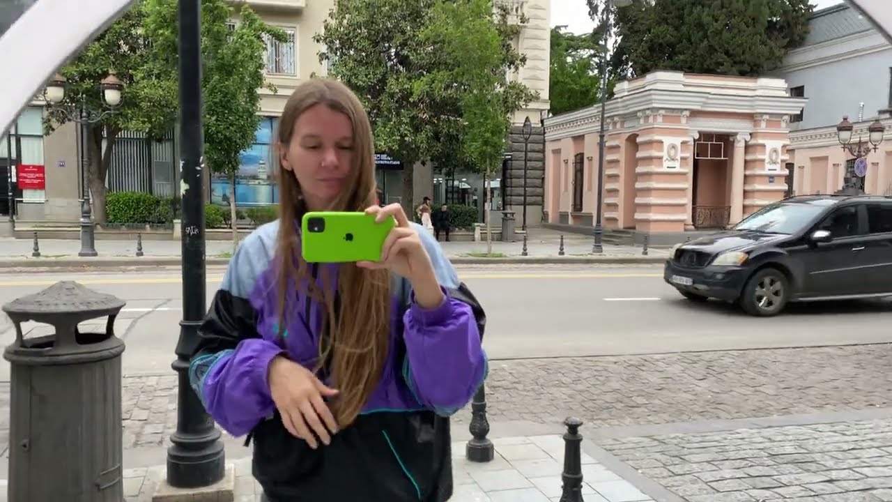 15-minute Aghmashenebeli avenue walk. Tbilisi. Chugureti