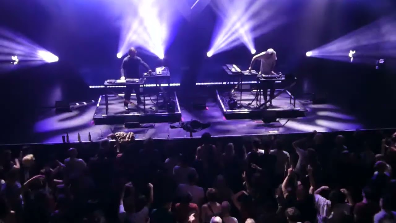 Kiasmos (Ólafur Arnalds & Janus Rasmussen) - Bent - Opia Festival Utrecht @ Tivolivredenburg (4/4)