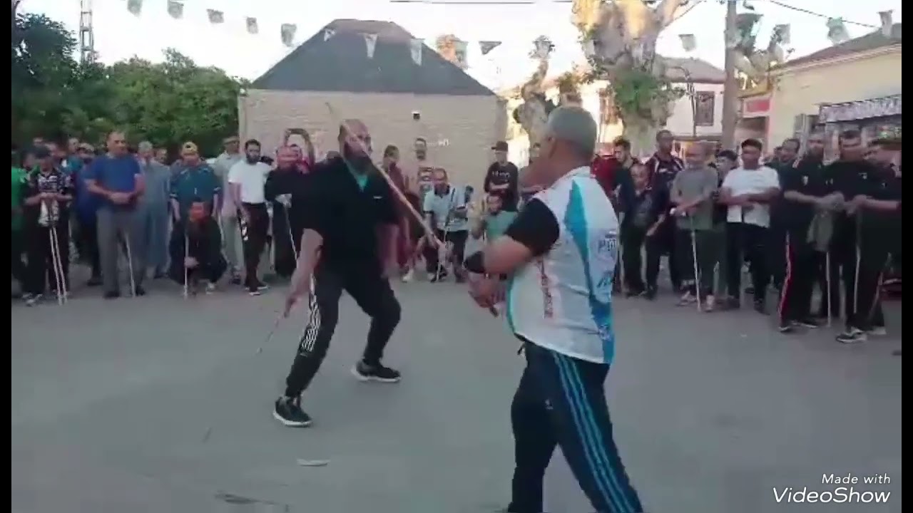 شيخ الجيلالي وادي العلايق مع تلميذو امين ربي يحفظهم