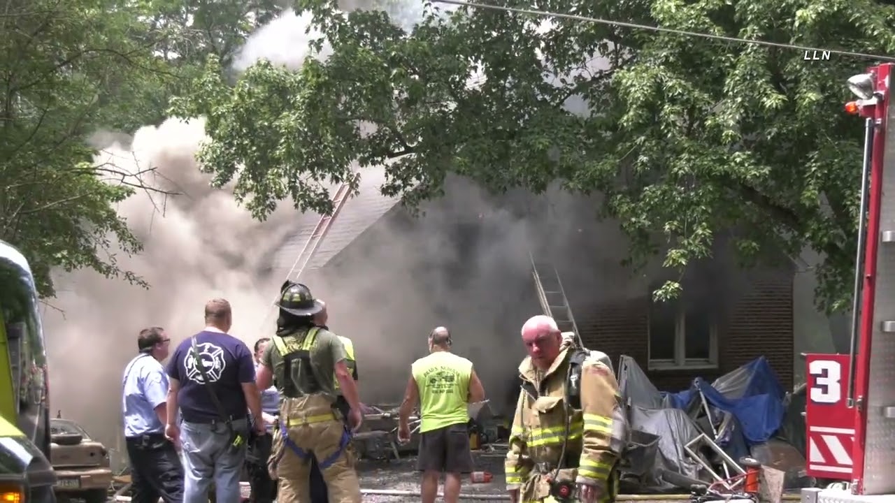Passerby Sees Fire, Rescues Trapped Victims | OTTSVILLE, PA   7.9.22