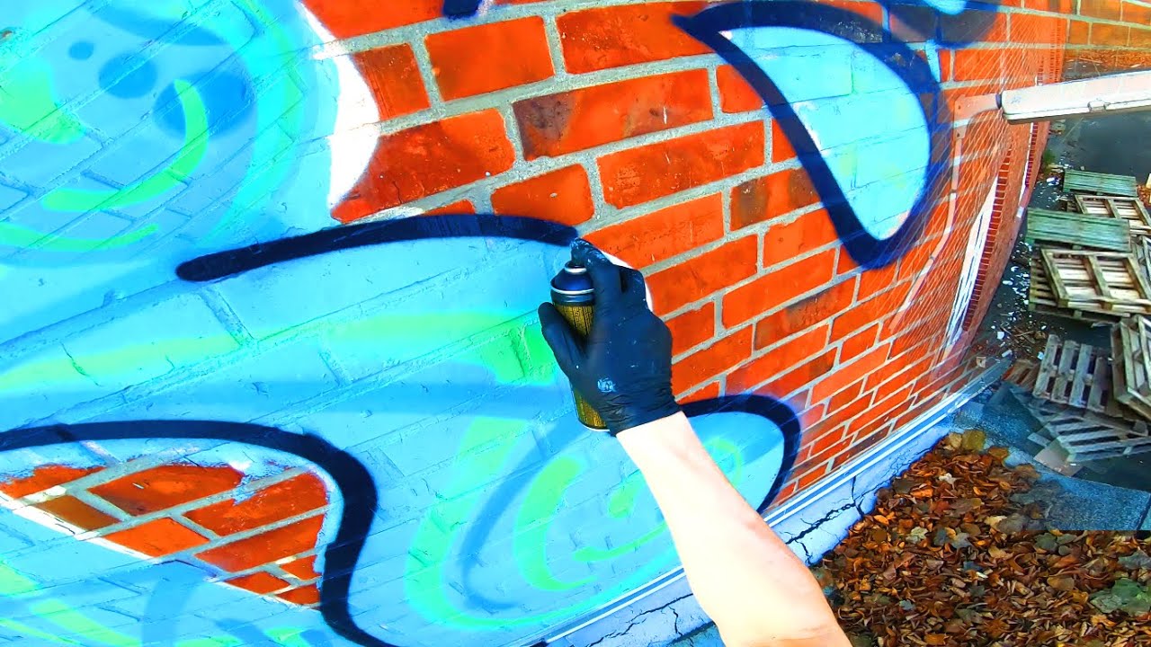 Graffiti - Rooftop - Sucuk