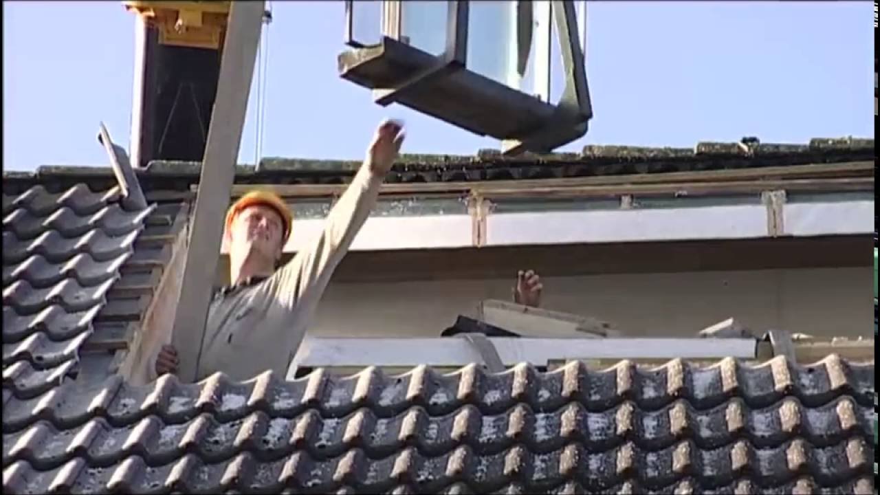 Een dakkapel plaatsen door van Grinsven dakkapellen.