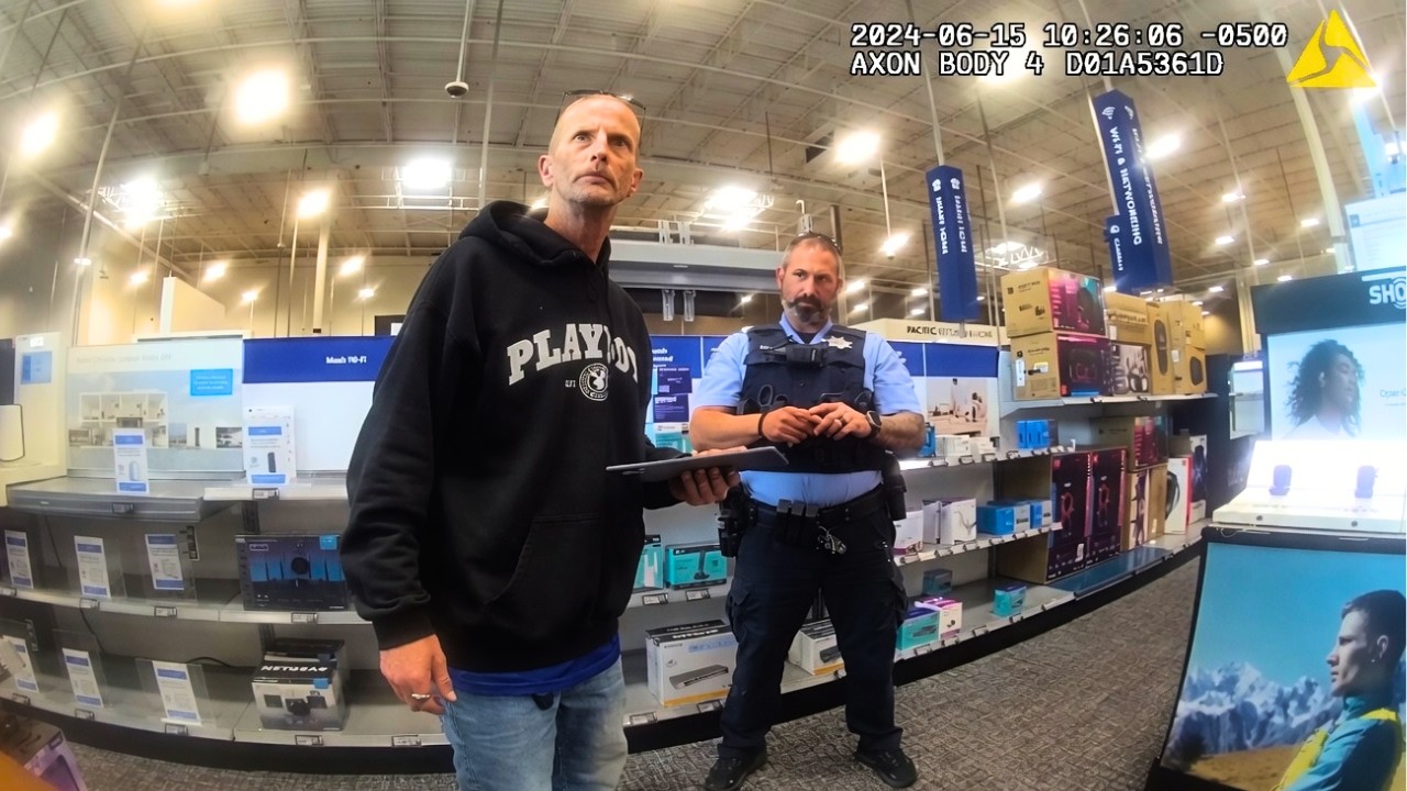 $1,000 Laptop Stolen - Thief Returns to Best Buy the Very Next Day | Bodycam Analysis
