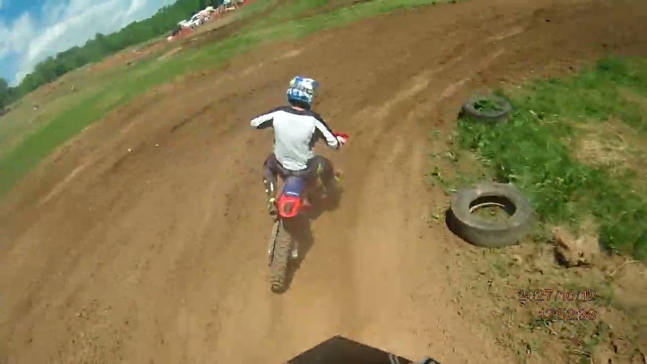 Motocross Březolupy 21.5.2022  Třída AMATÉR 1. jízda