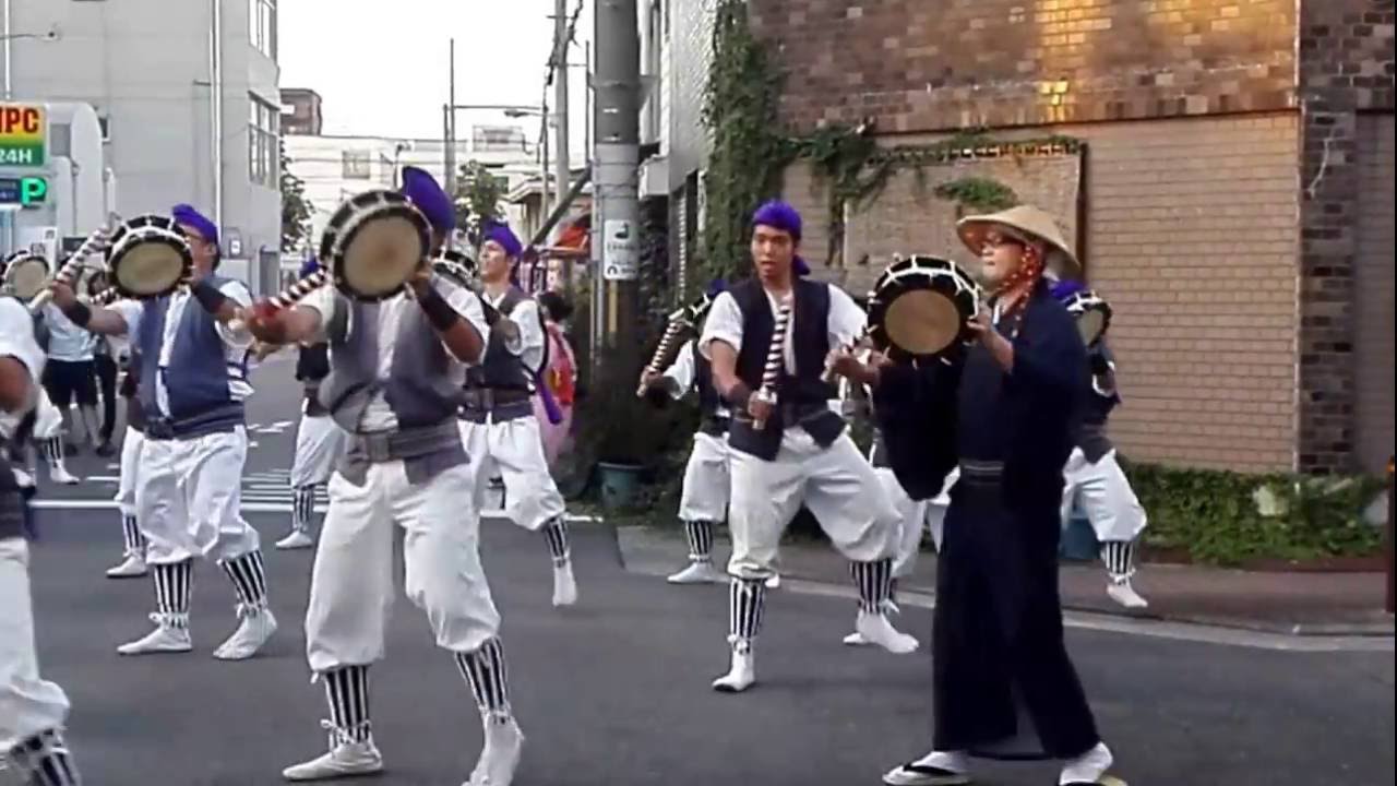 2016年　第42回大正区エイサー祭り　名桜エイサーお店巡り