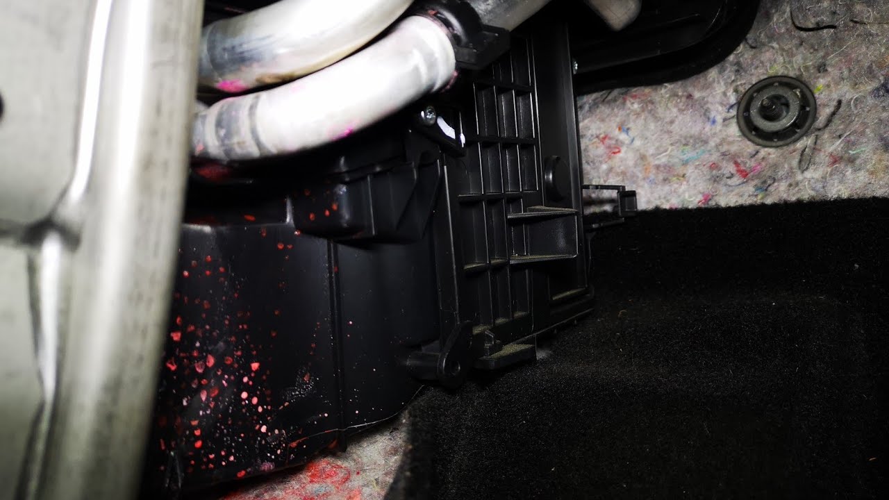 Ford Focus coolant leak heater core pipe leaks coolant on carpet orings tips