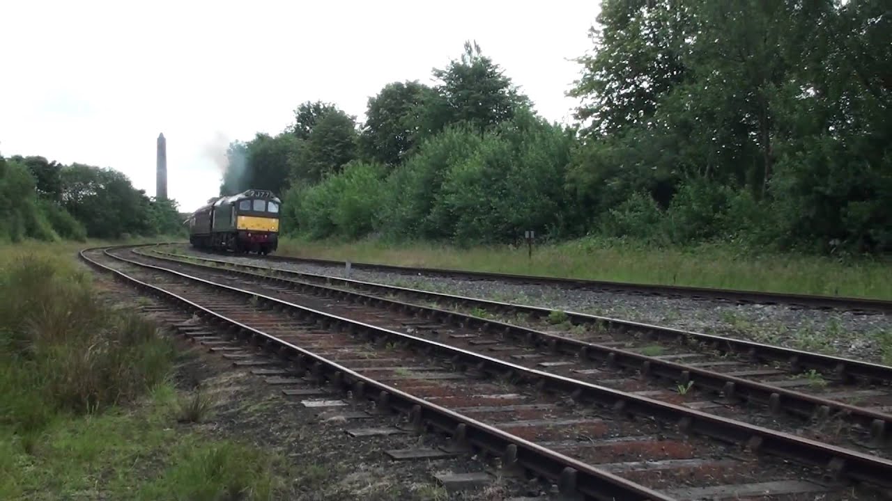 Class 25 D7629 leaves Ramsbottom