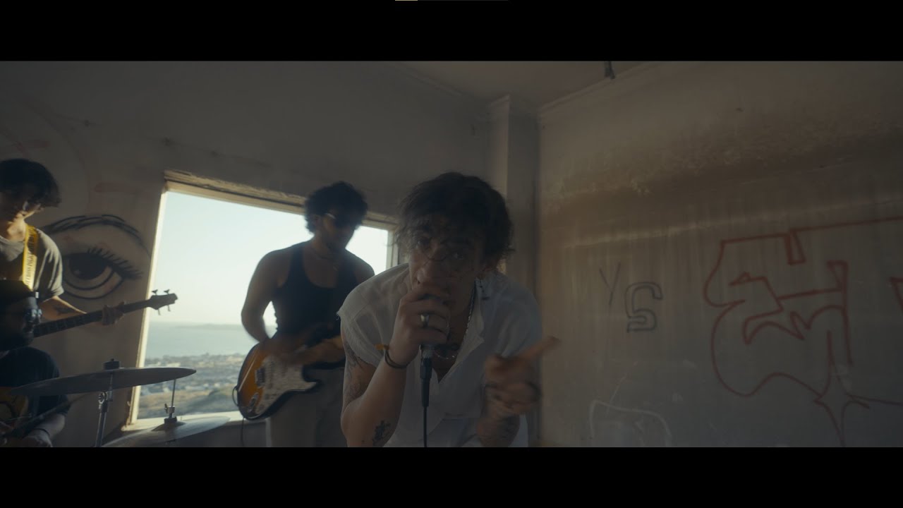Skapova - Neden Bu Kadar G&uuml;zelsin? (Official Music Video)