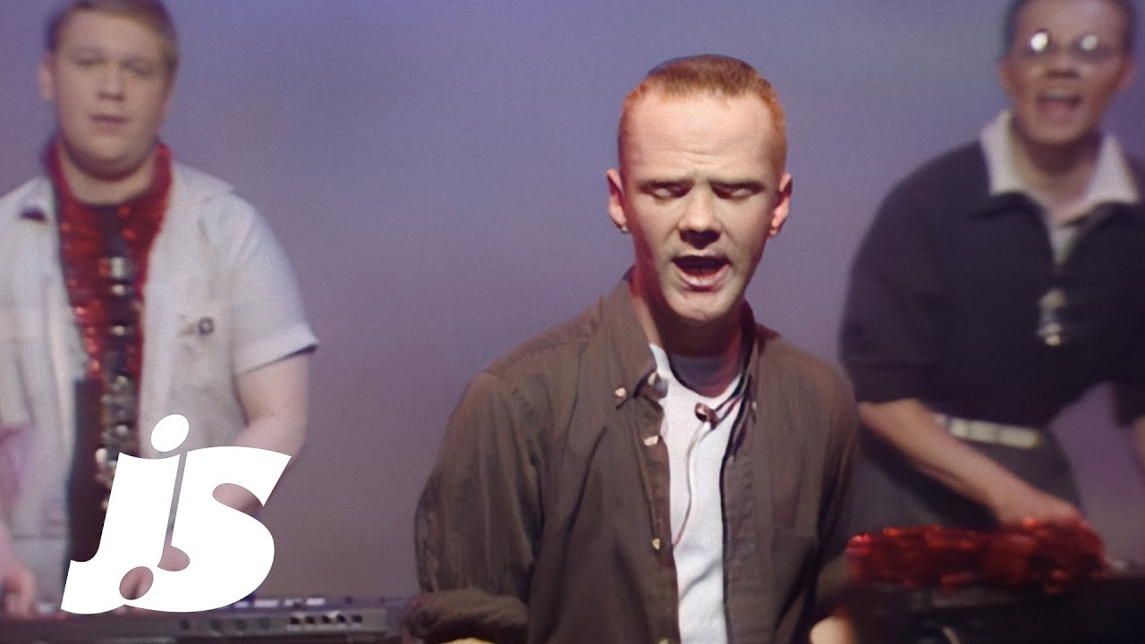 Bronski Beat - It Ain't Necessarily So (Top Of The Pops, 20.12.1984)