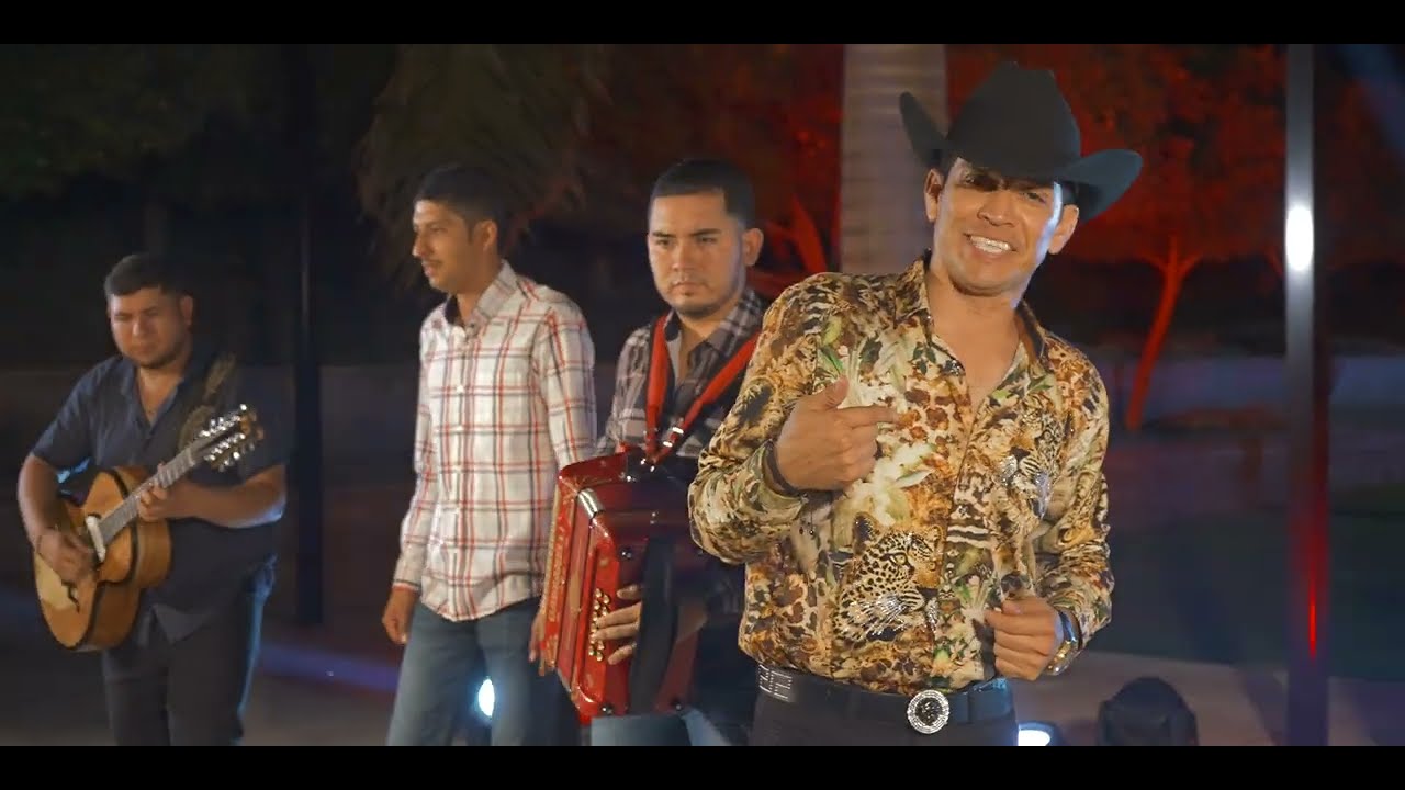 Tres De Las Caras - Hugo Ortuño y Su Selección Norteña - Video Musical