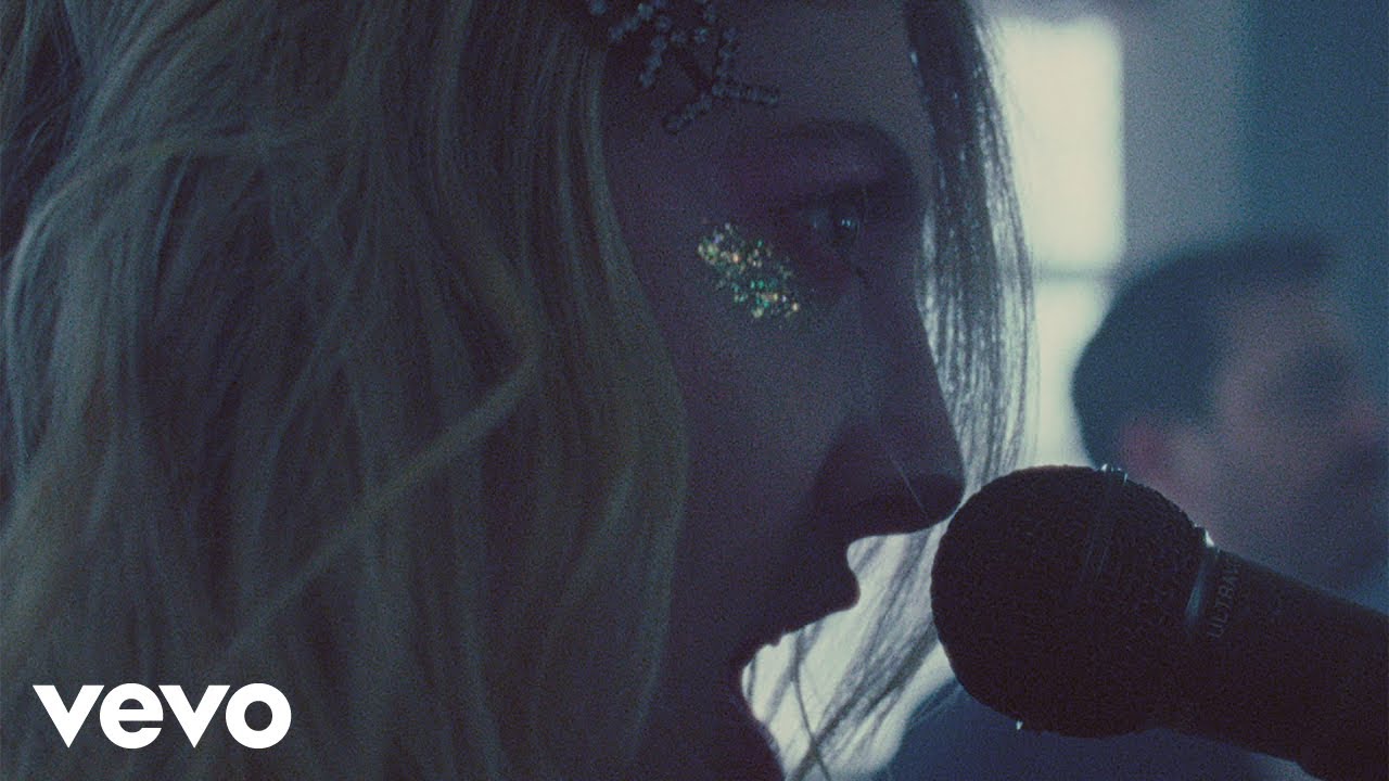Charly Bliss - Hard To Believe [Official Music Video]