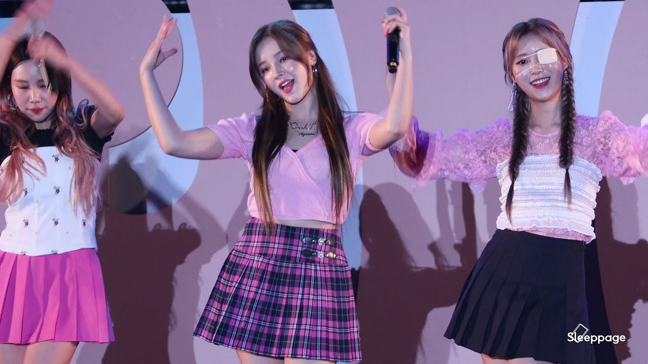[4K] 190613 모모랜드 MOMOLAND 어마어마해 Wonderful Love 낸시 NANCY @ 충북도민체전 By Sleeppage
