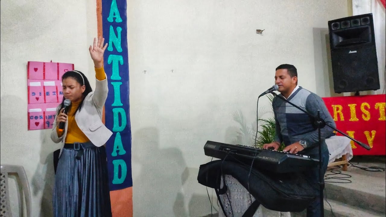 Tiempo de alabanzas Daniel y Meibily Santillan en Milagro