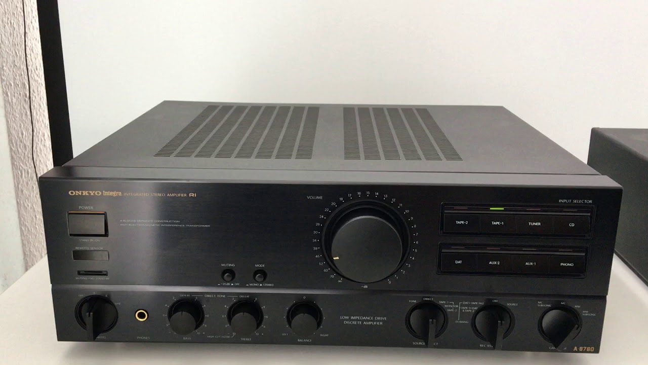 Onkyo Integra A-8780 Amplifier (1990) - function demo