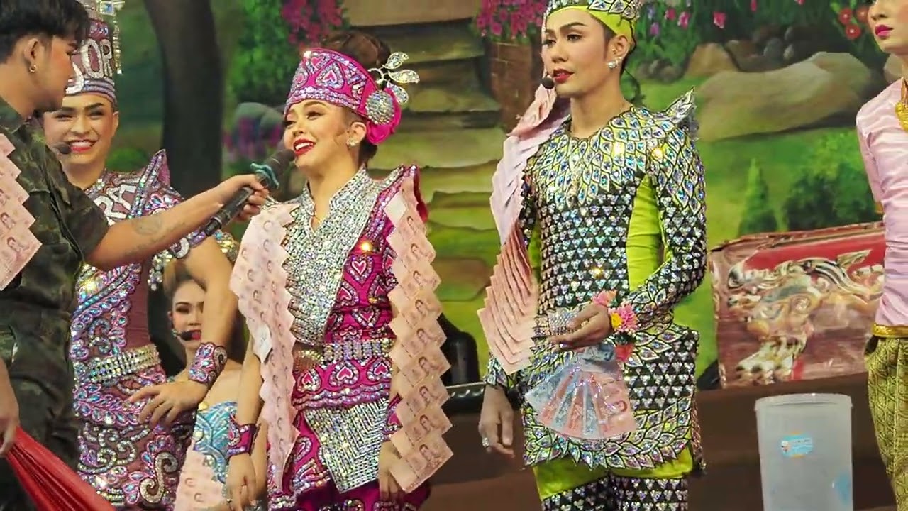 บีเอ็มมาคนเดียวทำรวนทั้งกองร้อย I พี่เต๋าแซวพ่อลอๆ ลิเกรออยู่ แซวจนได้รางวัล I ขำยันนาทีสุดท้าย 5555
