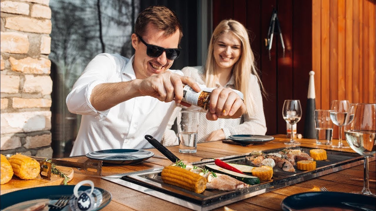 Turn Your Backyard Into a Party With My BBQ Table