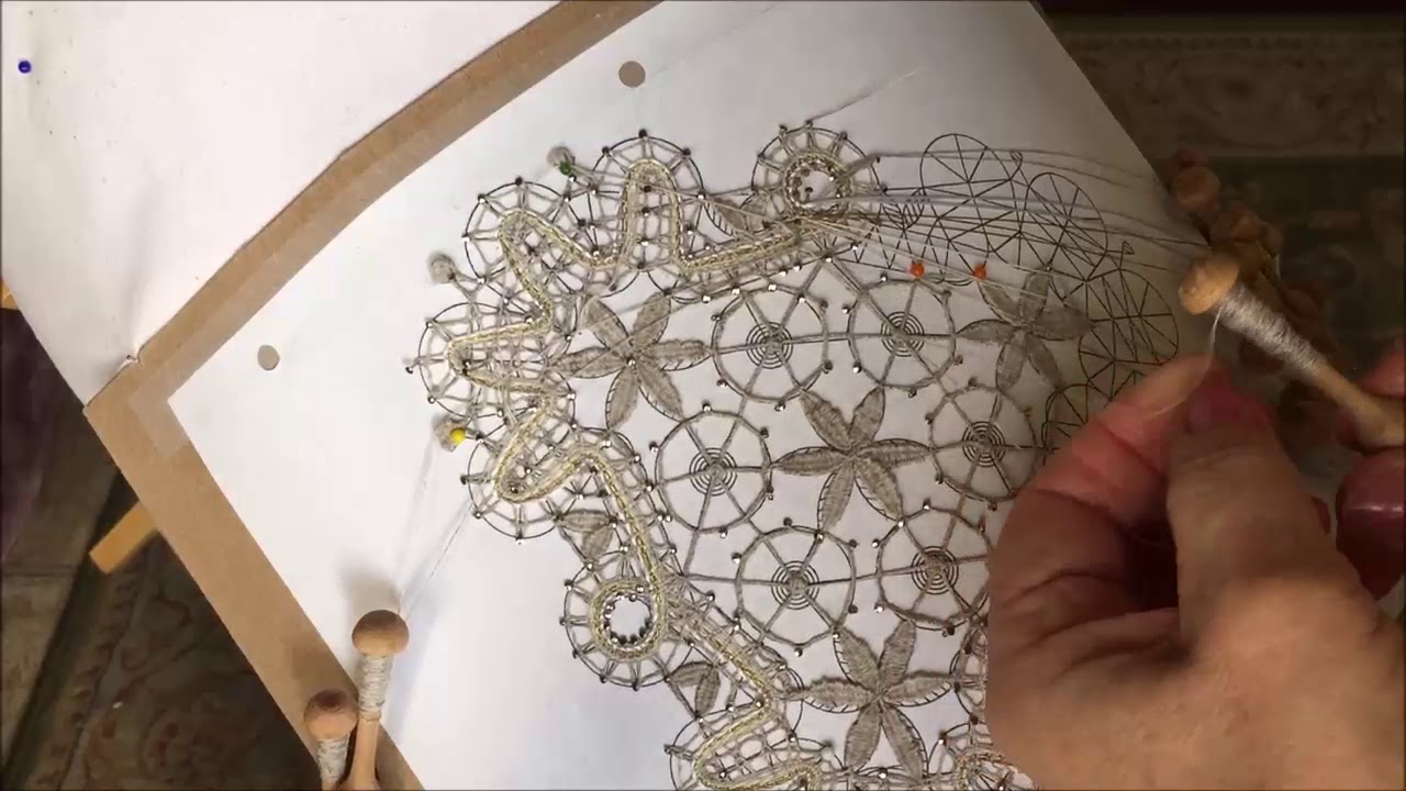 How to make Bobbing lace  Russian style Doily 3 Part 2