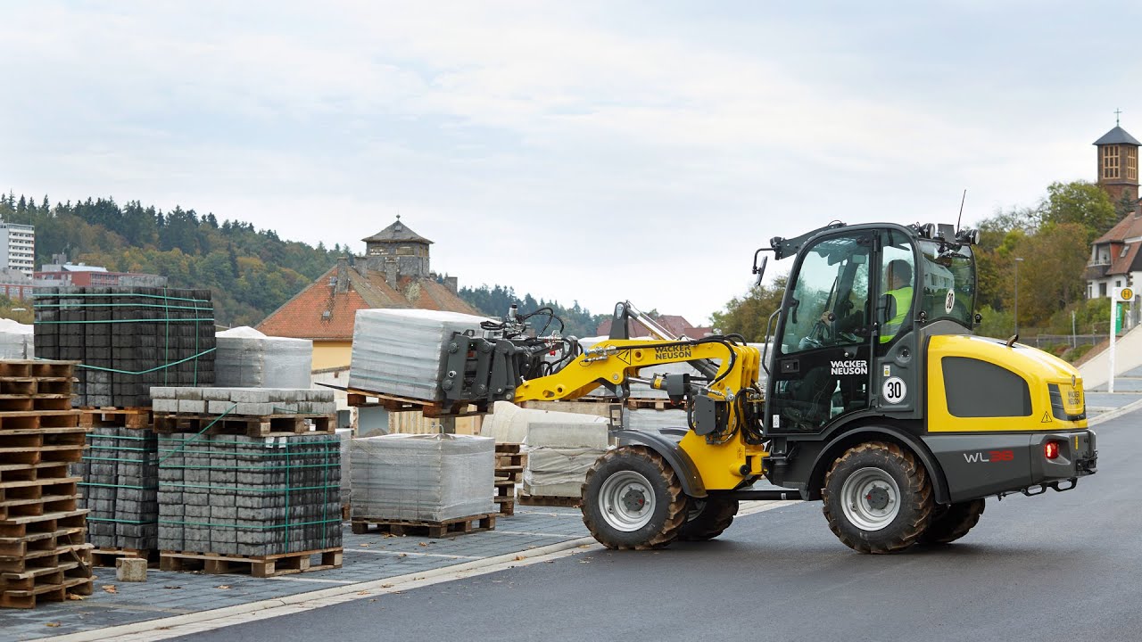 Hydraulische Palettengabel am Radlader WL38 | Wacker Neuson