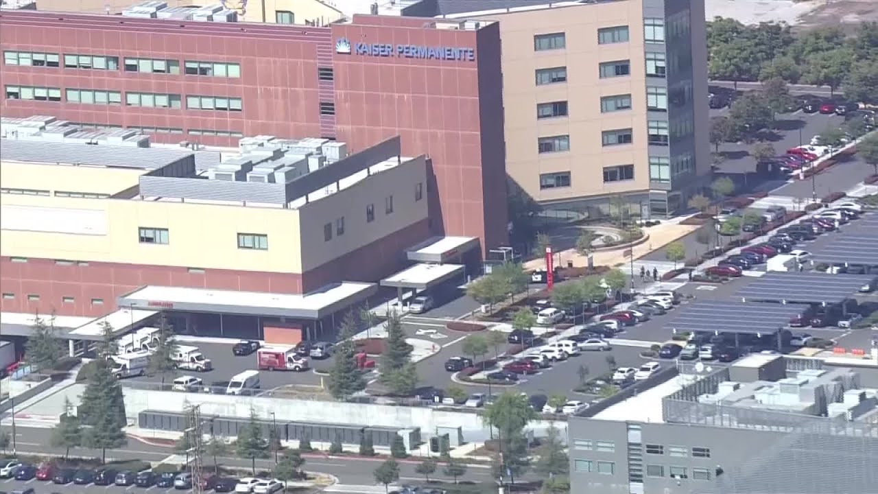 Raw Video: Scene of Sept. 7 shooting, robbery of armored car guard at San Leandro Kaiser Hospital