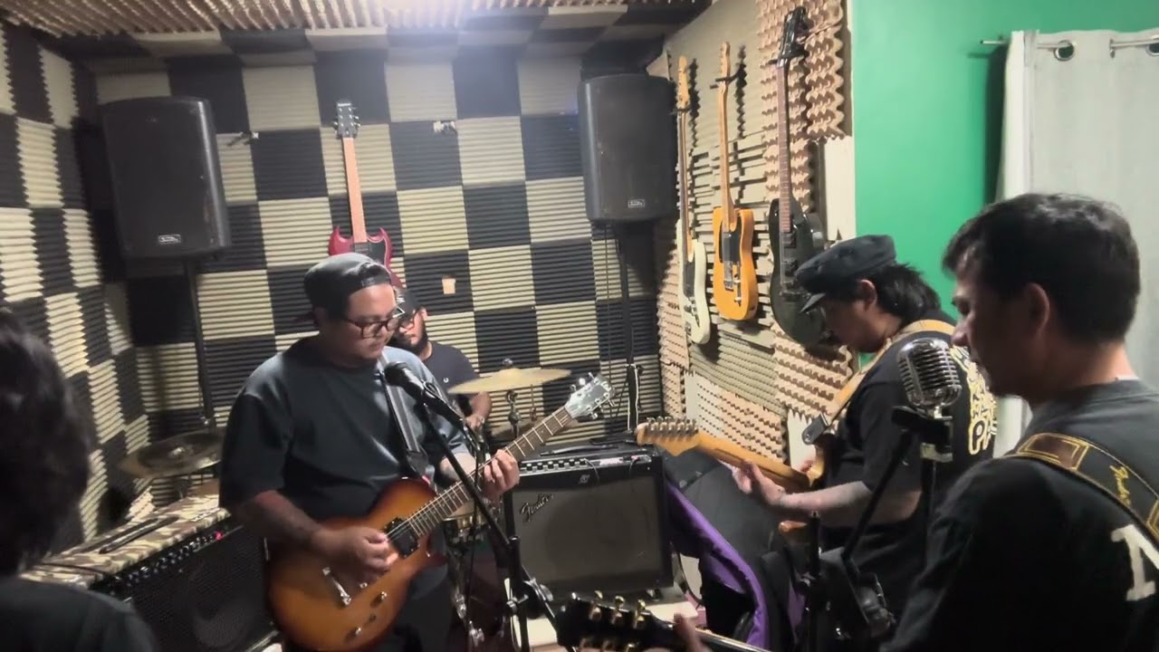 Iron Lion Zion (Bob Marley) cover by Hoy! Brando