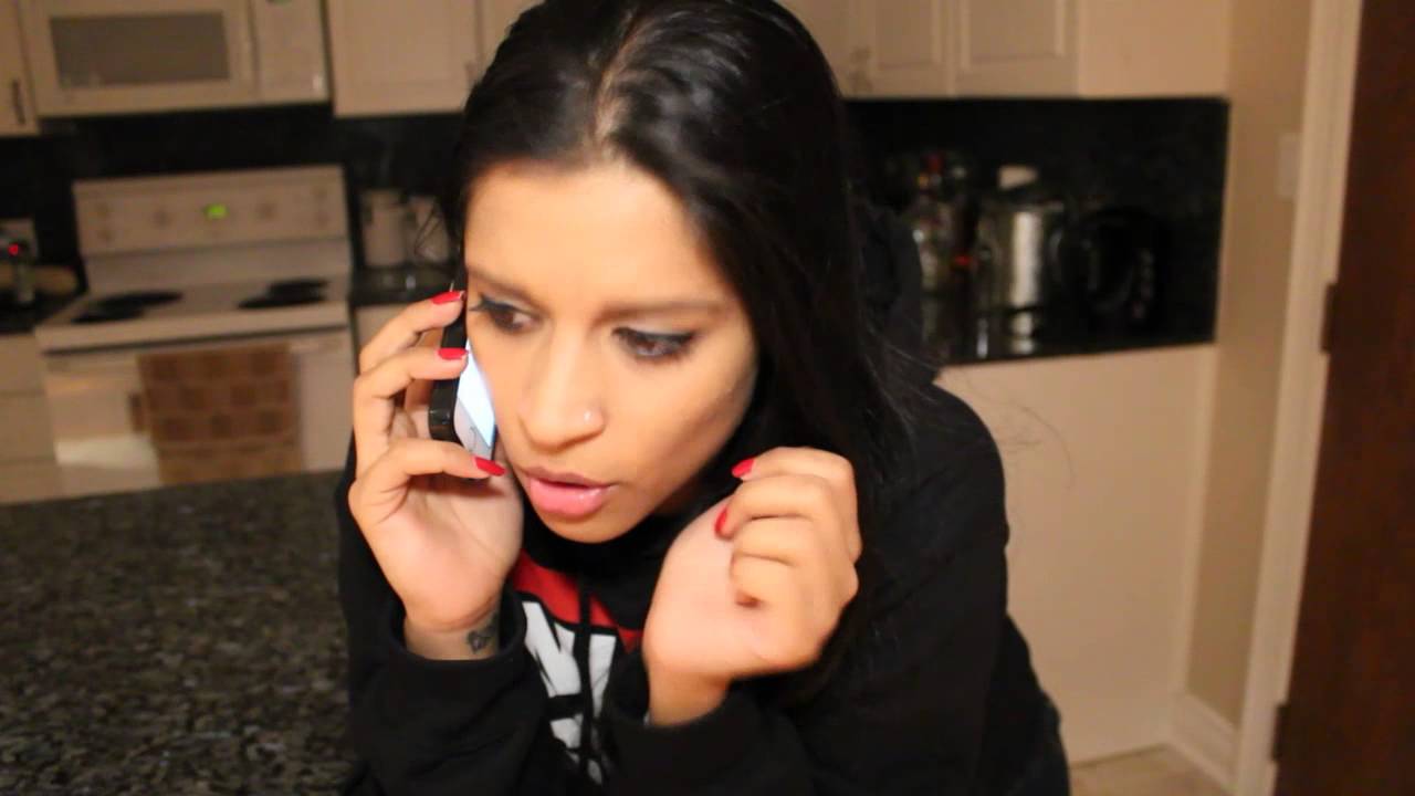 How Girls/Guys Hit on Each Other