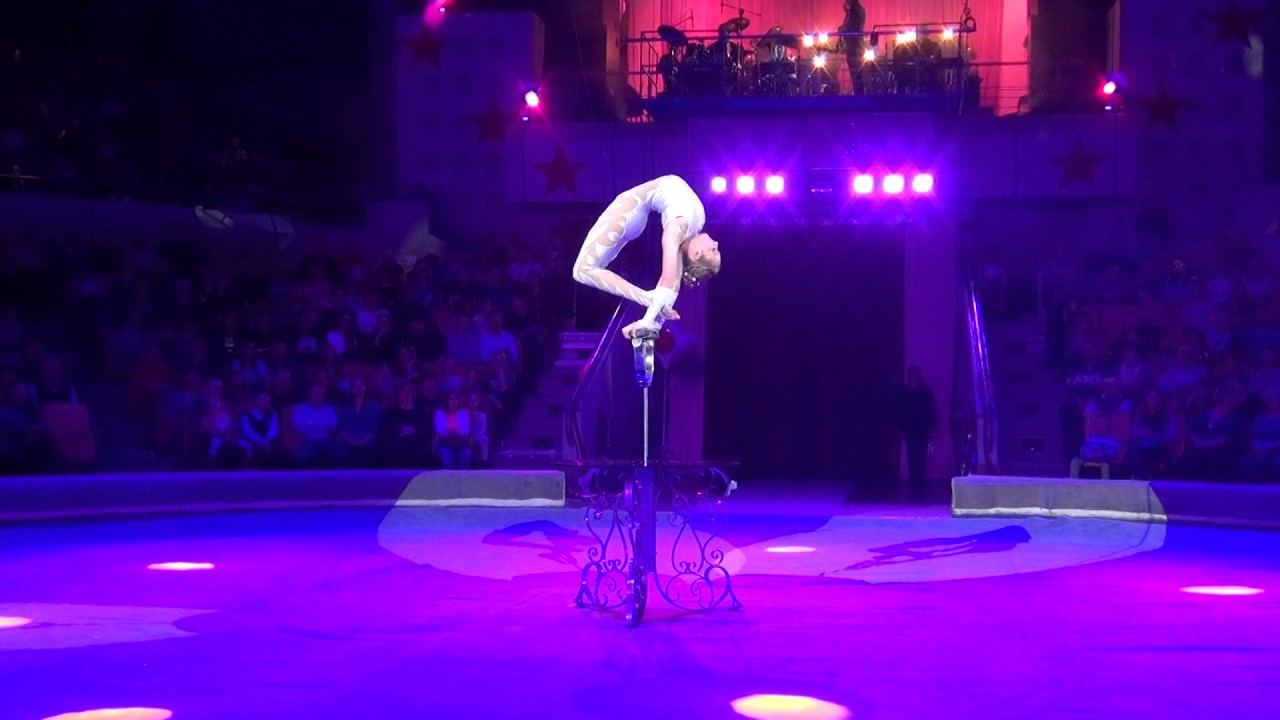 Элен Крамер, эквилибр и каучук, Аргентина. Elayne Kramer, handstand and contortion
