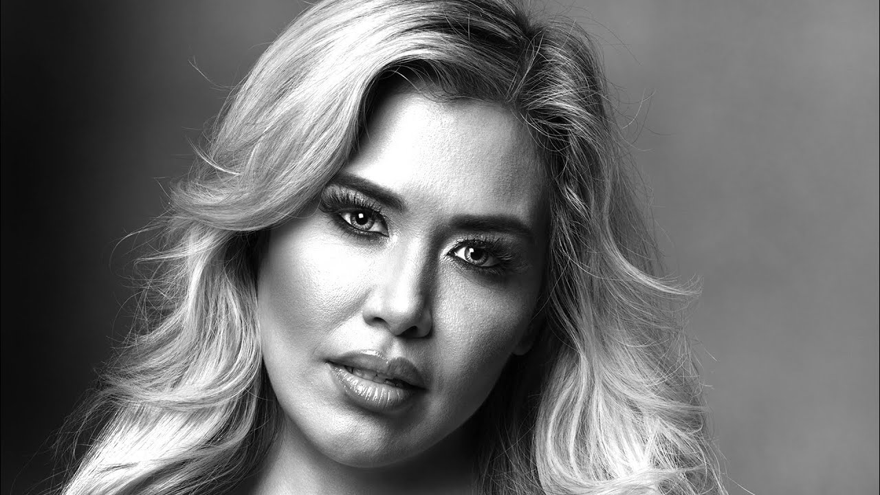 Escort interview-Caitlin