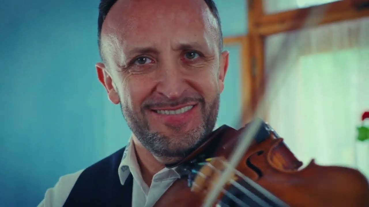 Ondrej Kandráč s rodinou - Varila som, varila (Official Music Video 2023)