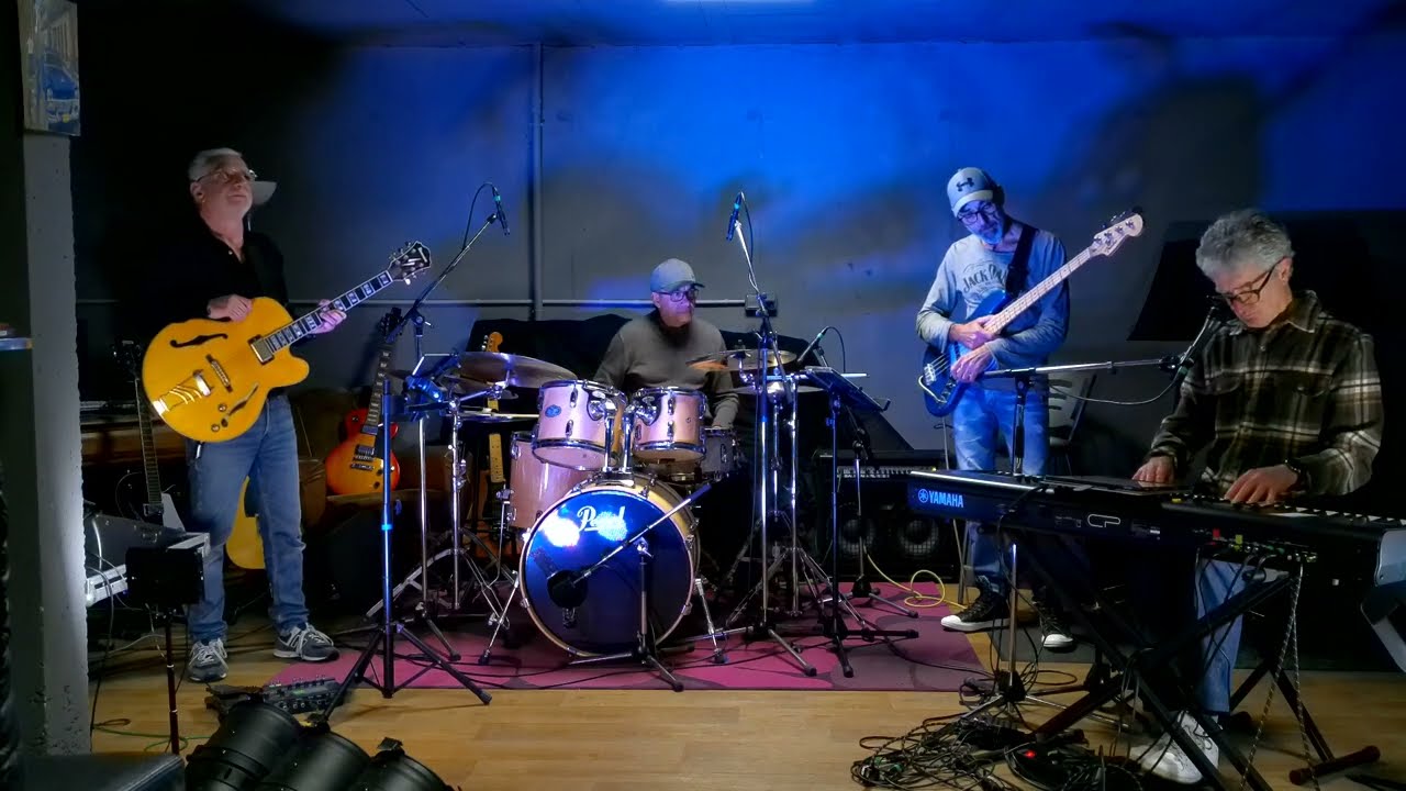 MICRO CLIMAT - Le Cimetière des éléphants - Live Studio Mag